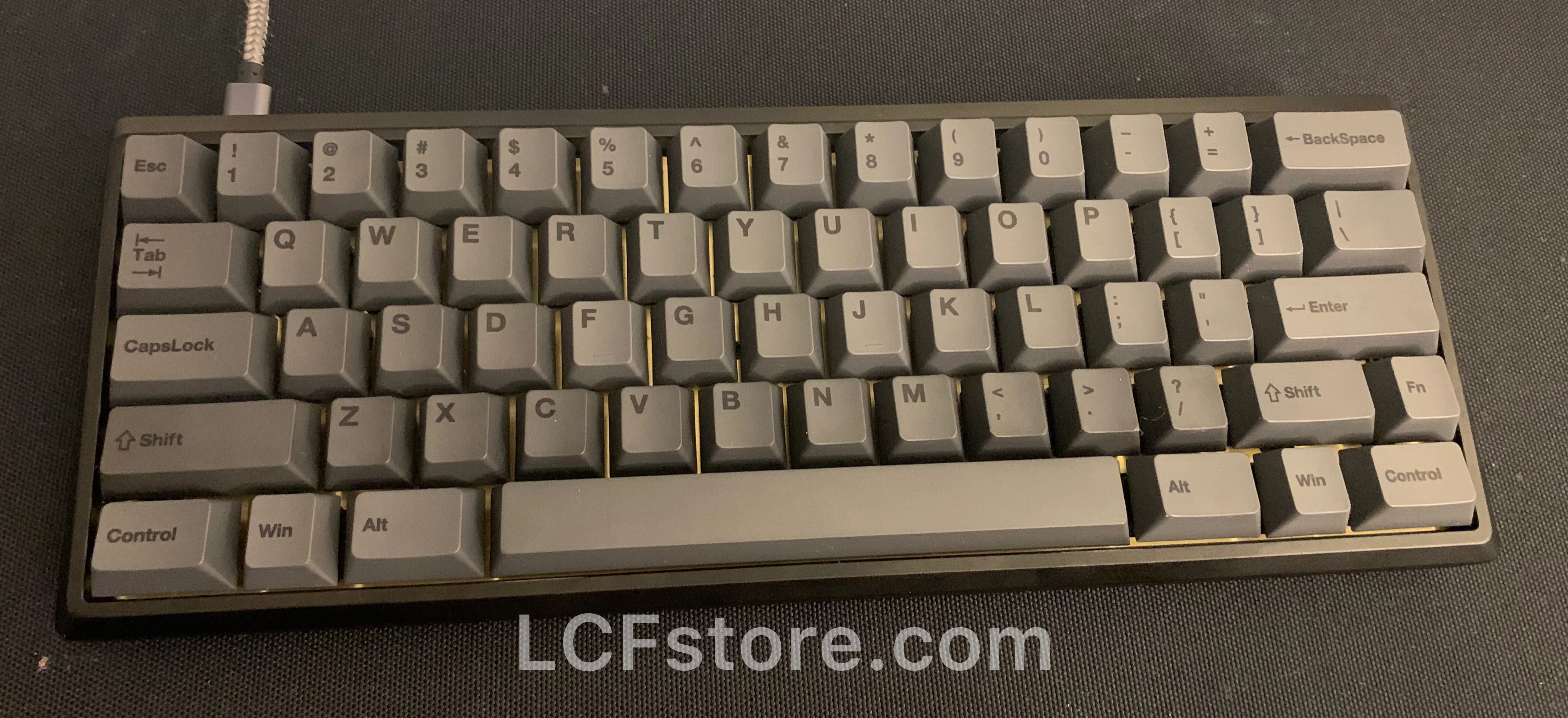 Custom Mechanical Keyboard with Silent Switches