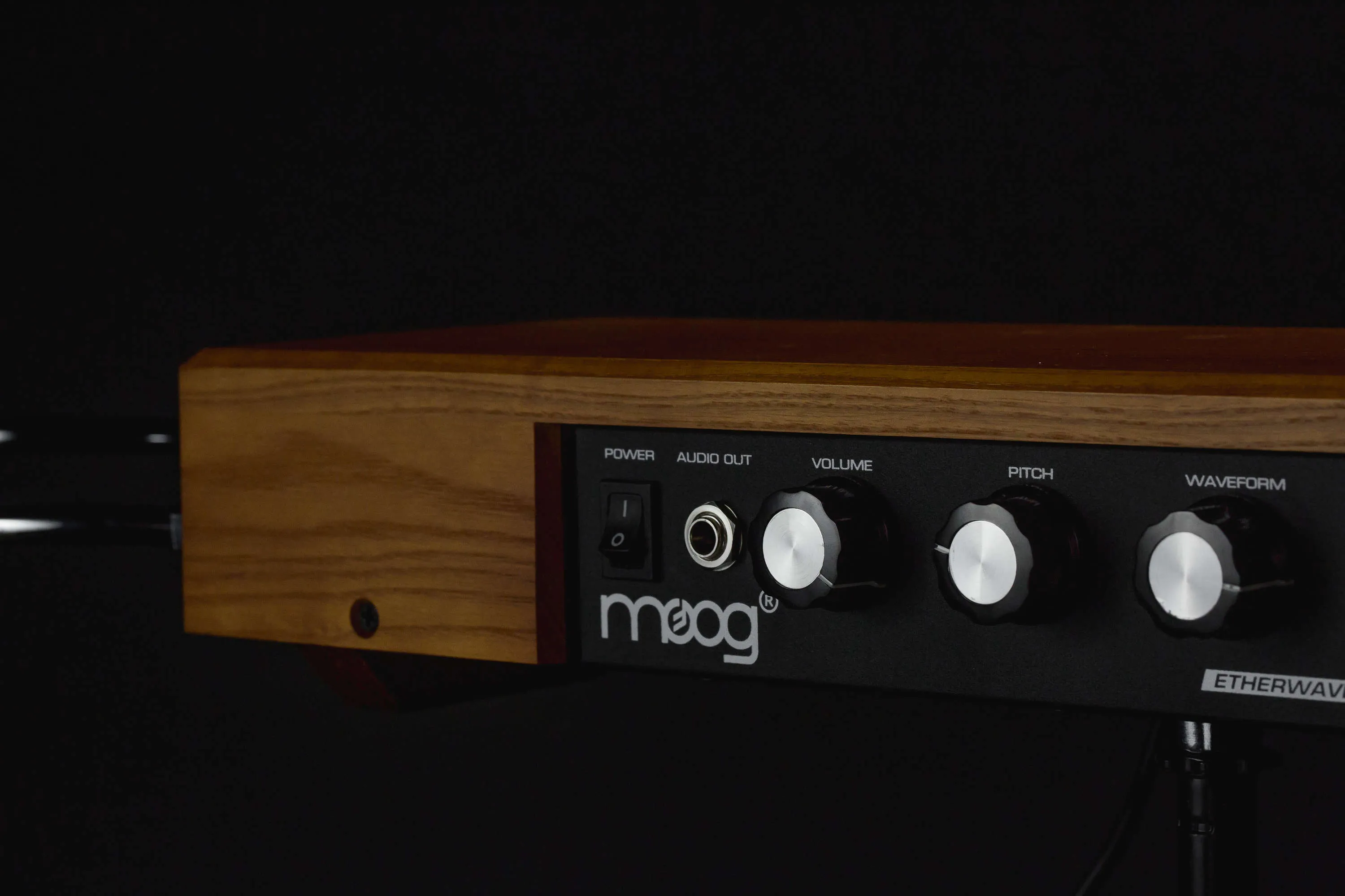 Moog Etherwave Theremin Standard - Ash